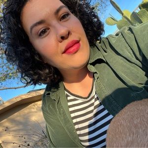 Meet your Posher, Megan